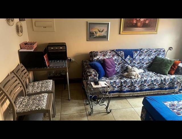 1 BEDROOM APARTMENT FOR SALE IN NEWLANDS